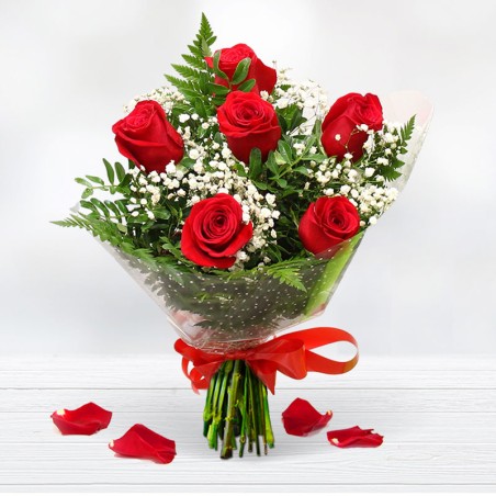 Bouquet de flores en una floristería profesional con servicio de delivery a domicilio en Natá
